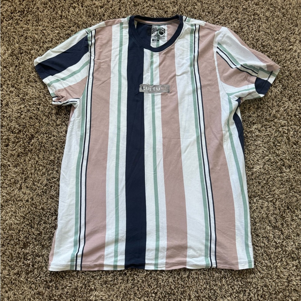 Nice fashion striped men’s shirt